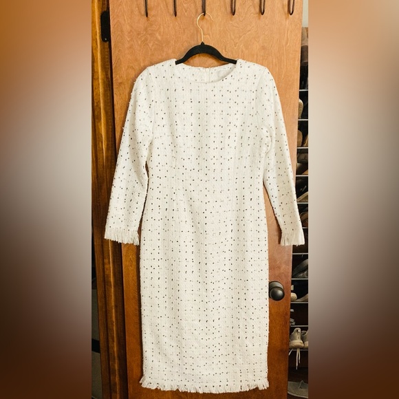 Tweed Dainty Jewells dress!!🤍 - Picture 2 of 8